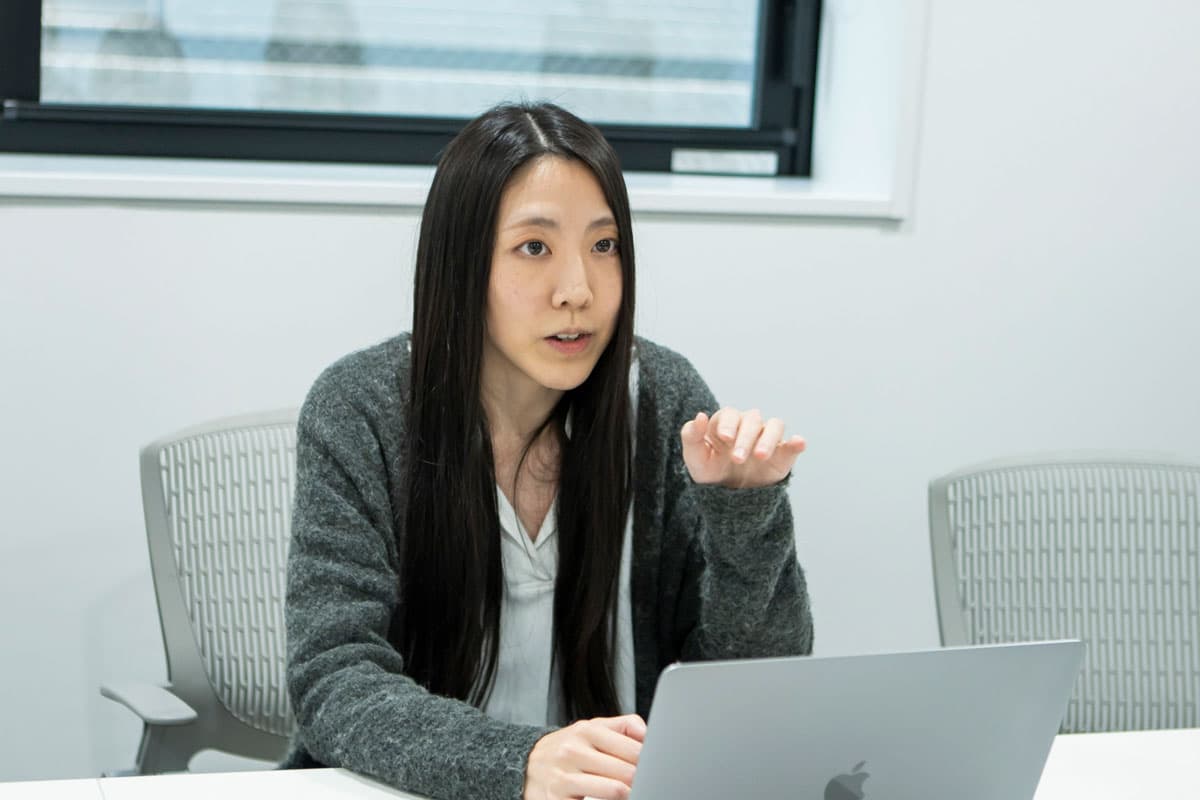 A Jimoty team member during the interview